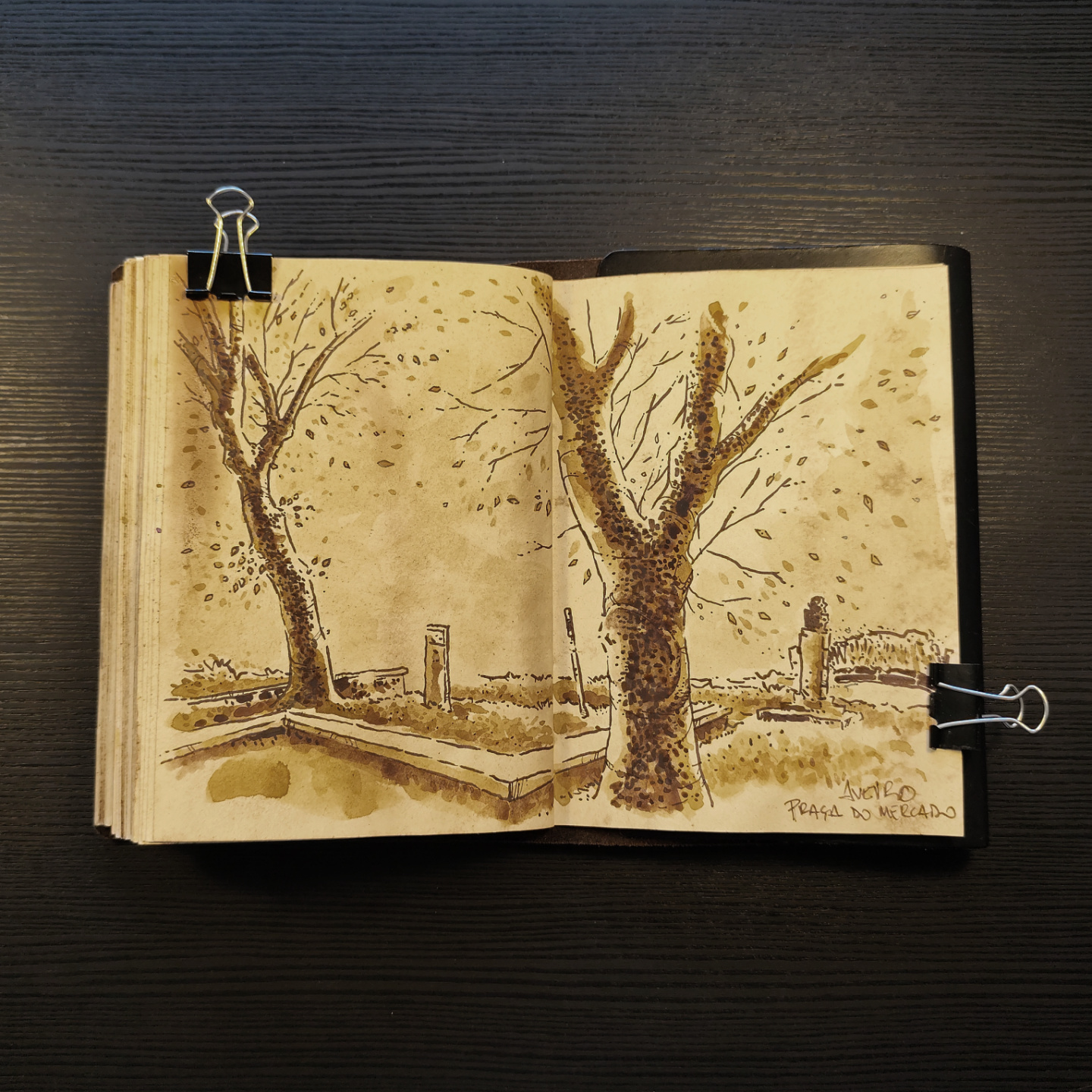 drawing of autumn trees at the market square in Aveiro