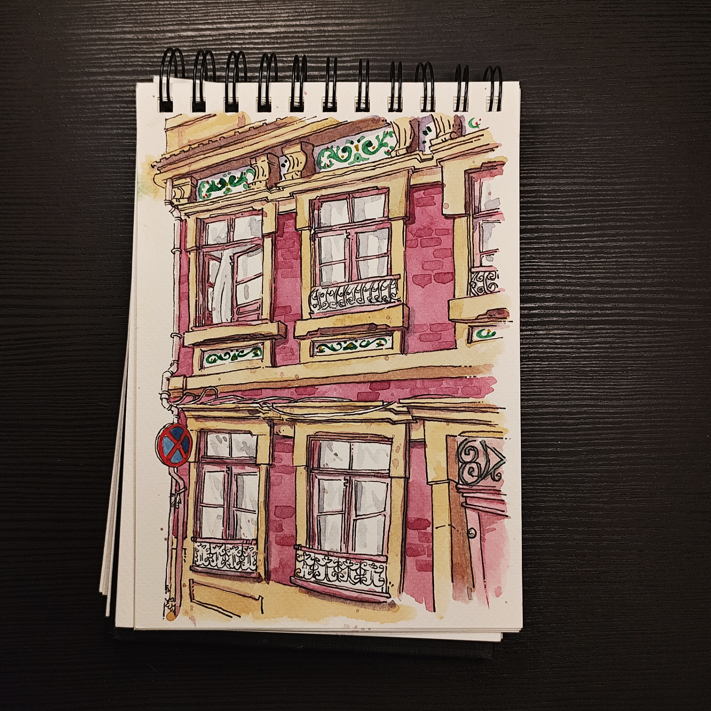 watercolor of a traditional facade on Rua do Vilar, Porto, with windows and curtains blowing in the wind