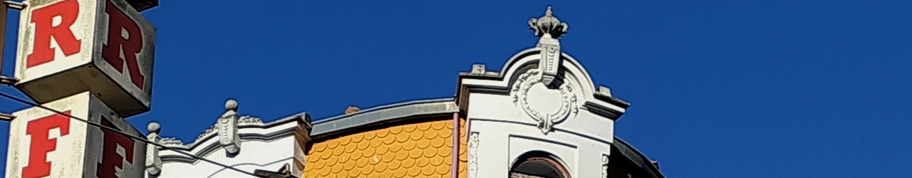 Detail of the roofs and sky in rua de santa catarina